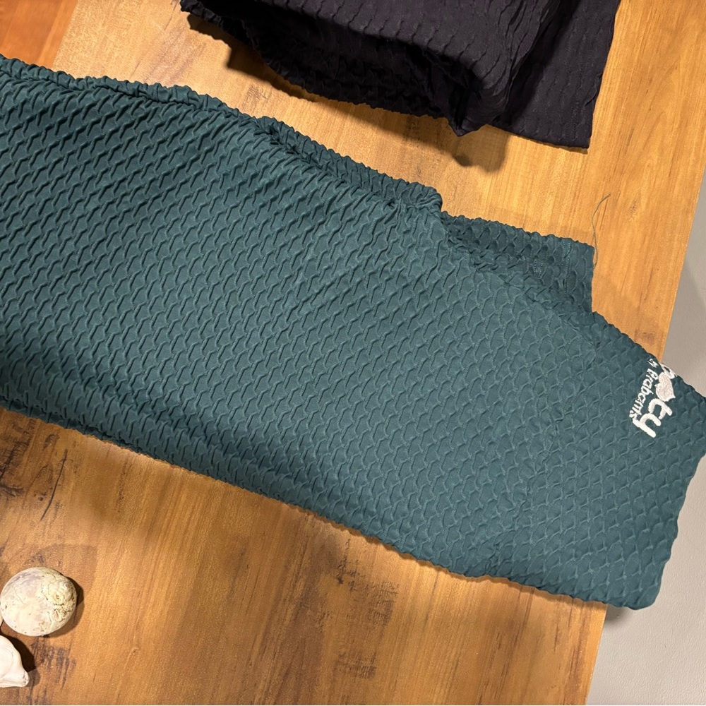 Booty by Brabants Green Textured Leggings